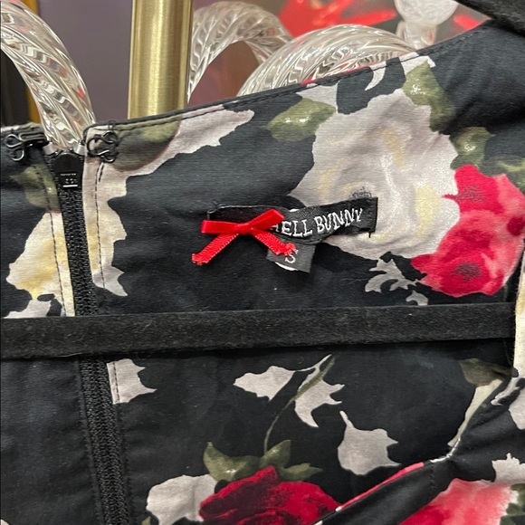 NWOT 🖤 Hell Bunny Rose Print Rockabilly Dress | Pin Up Dress Size Small - Picture 3 of 6